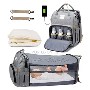 Photo - 3 in 1 Baby Mommy Diaper and Bed Bag