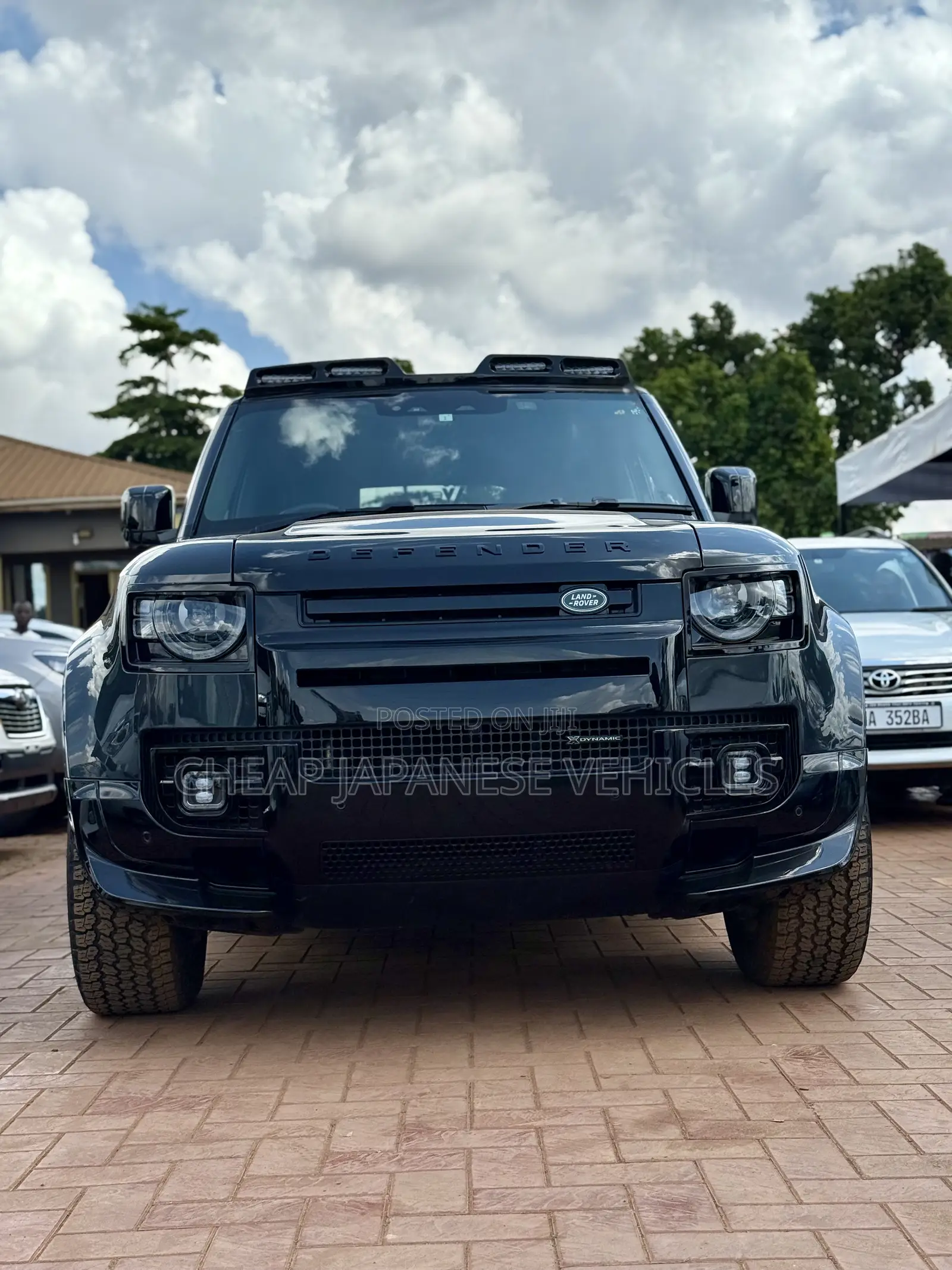 Land Rover Defender X-Dynamic SE 2023 Black