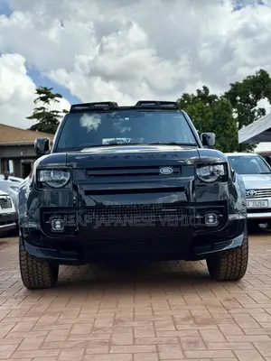 Land Rover Defender X-Dynamic SE 2023 Black