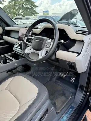 Land Rover Defender X-Dynamic SE 2023 Black