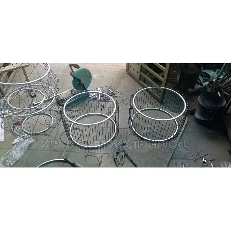 Round Center Table / Coffee/ Decor Table for Homes/Reception