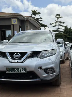 Nissan X-Trail 2.0 Petrol AWD 2015 Silver