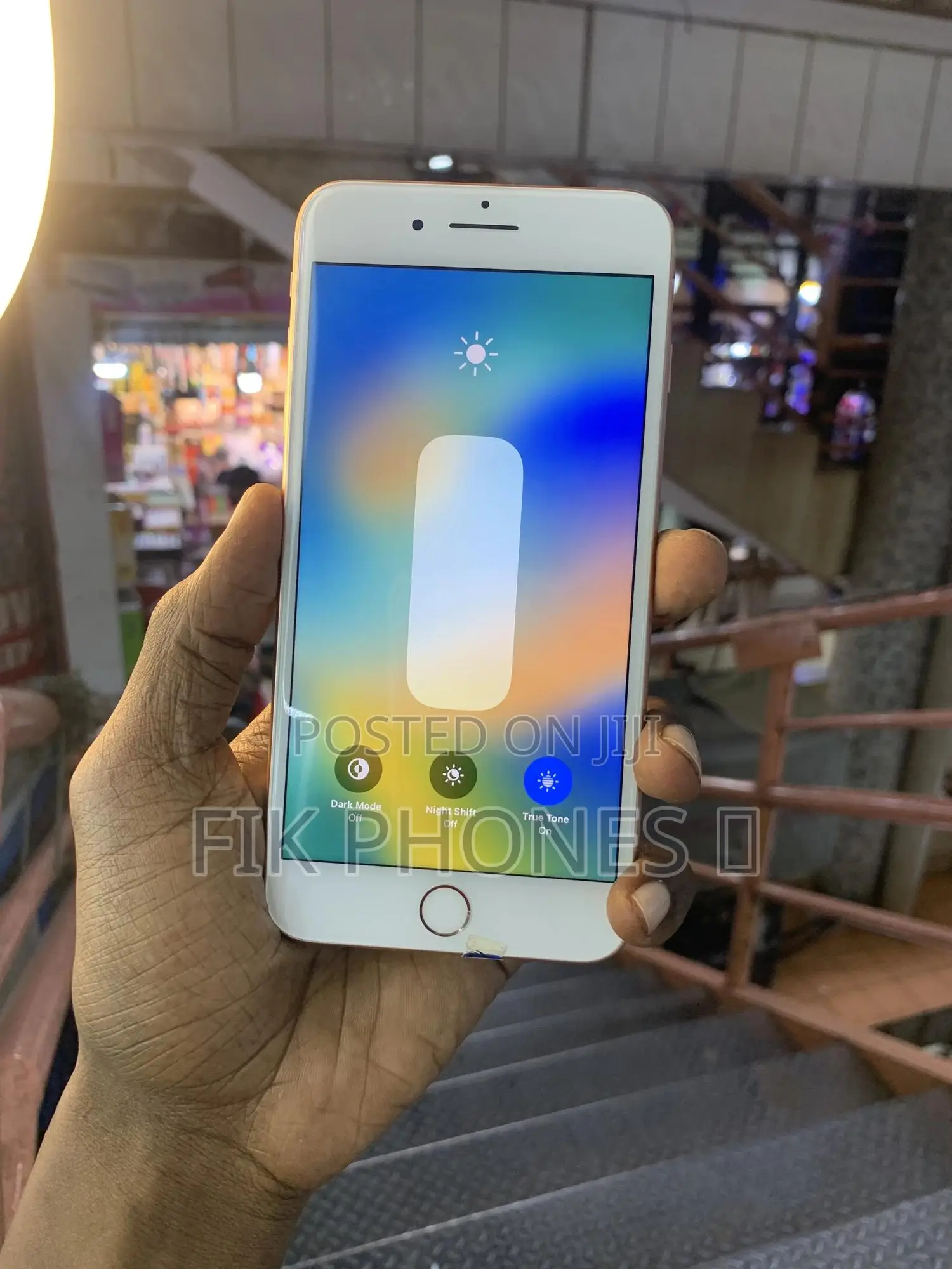Apple iPhone 8 Plus 64 GB