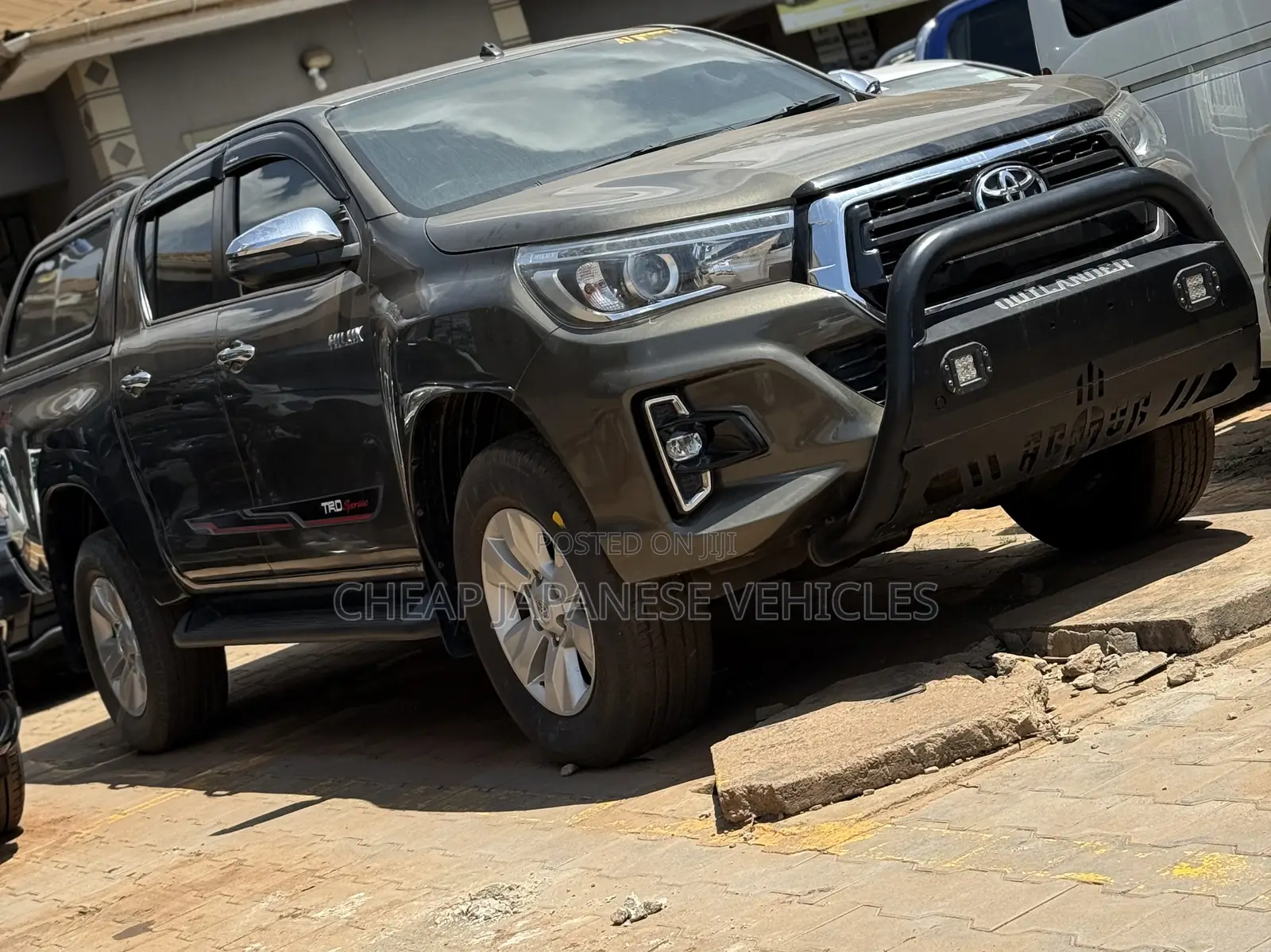Toyota Hilux Revo Double Cab Deisel 2.8 AWD 2019 Gray