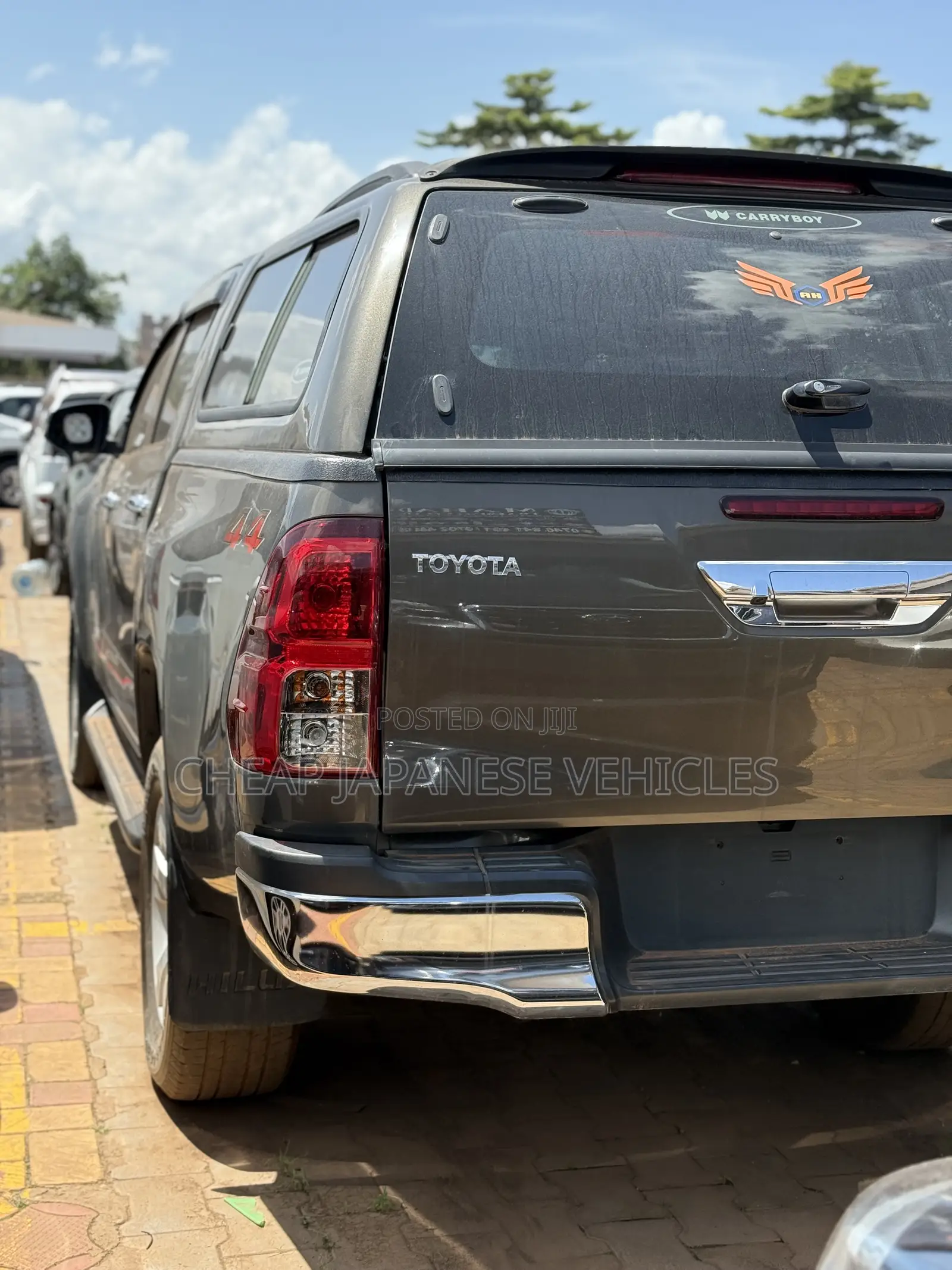Toyota Hilux Revo Double Cab Deisel 2.8 AWD 2019 Gray