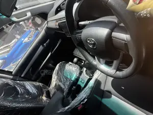 Toyota Hilux Revo Double Cab Deisel 2.8 AWD 2019 Gray