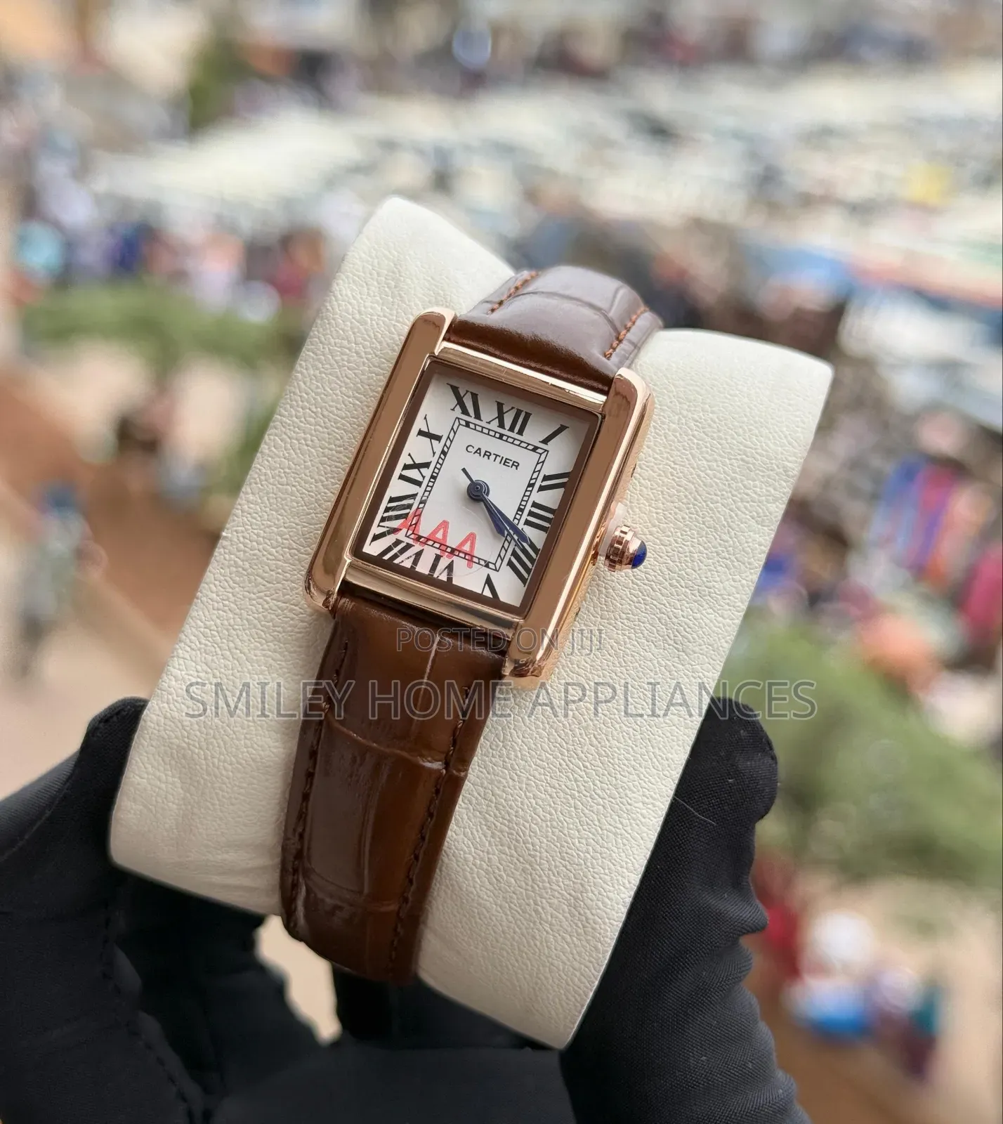 Cartier Classy Ladies Wrist Gift Watch Box