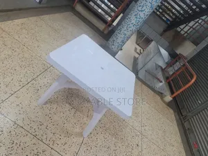 Plastic Table Stackable Plastic Table