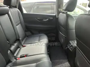 Nissan X-Trail 2.0 Petrol FWD 2017 Silver