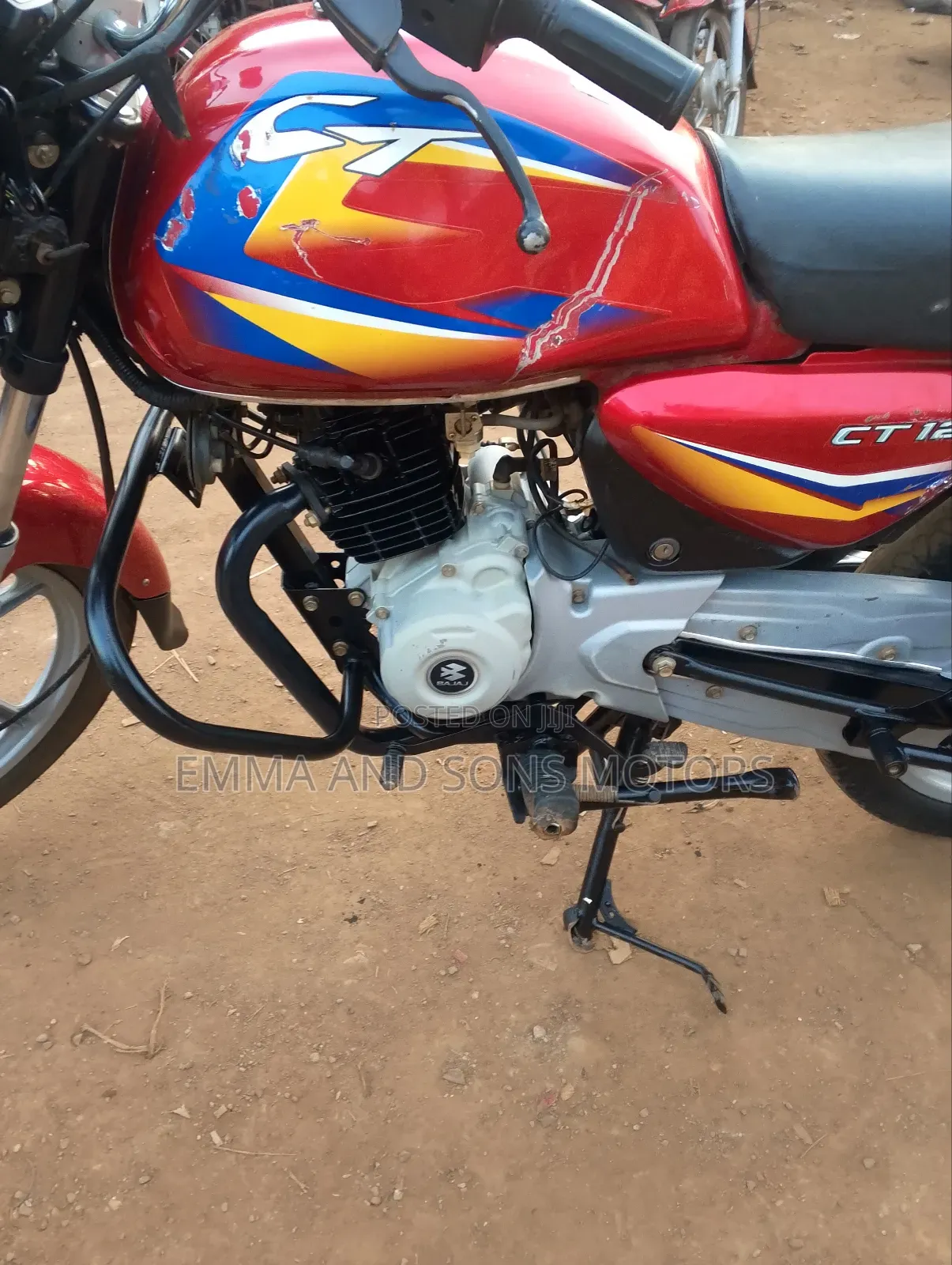 Bajaj Boxer 125 2023 Red