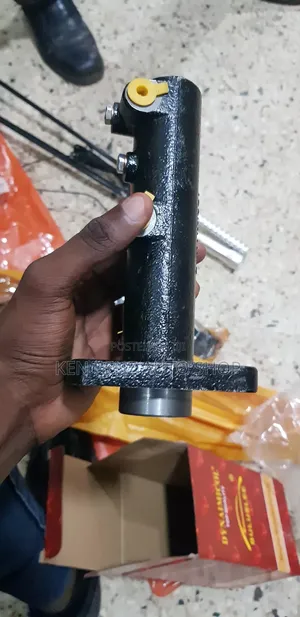 Master Cylinder for Mitsubishi Canter