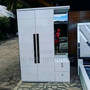 Classy 4by6 Feet Wardrobe With Black Handles