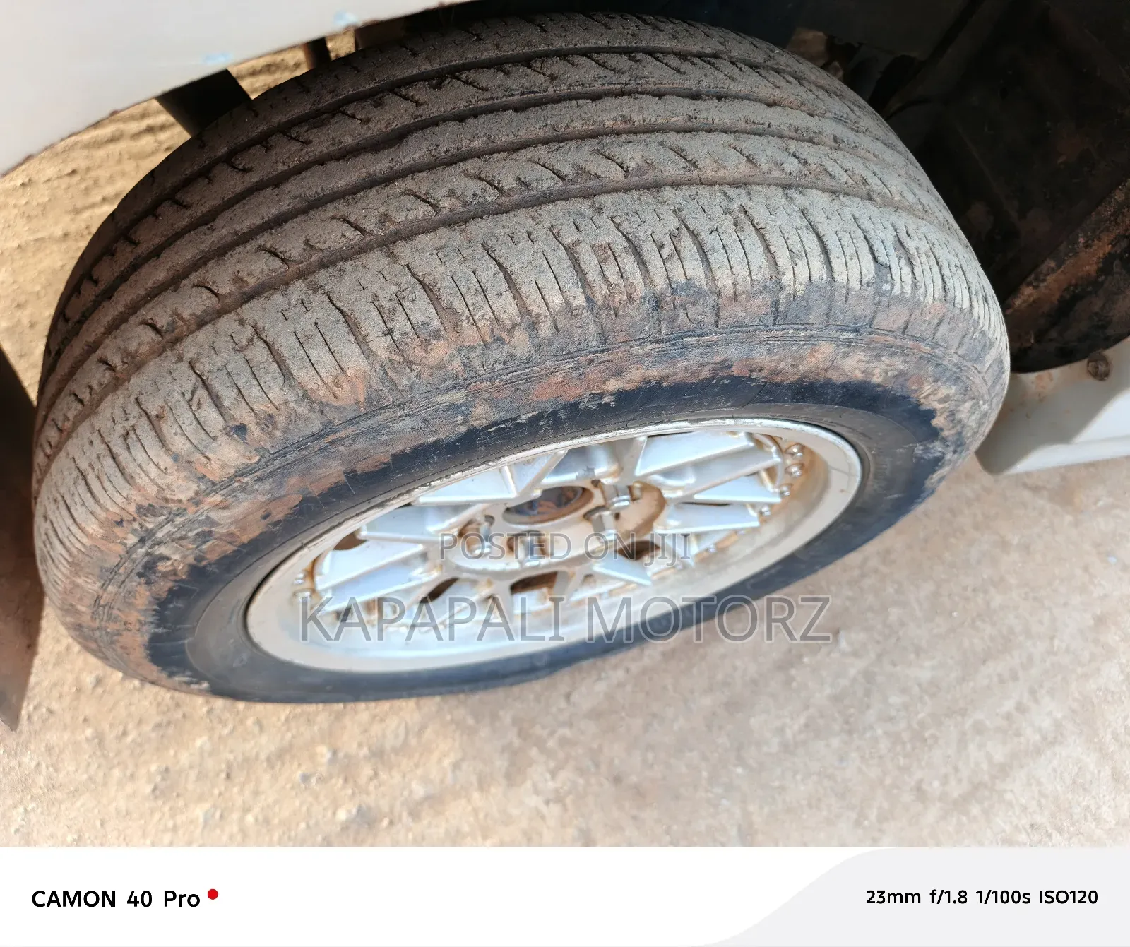 Toyota Noah 2001 Silver