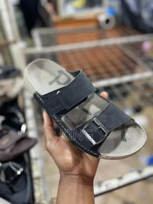 Sandals in Leather