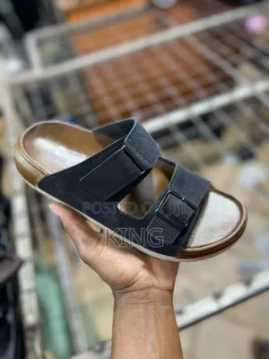 Black Simple Sandals