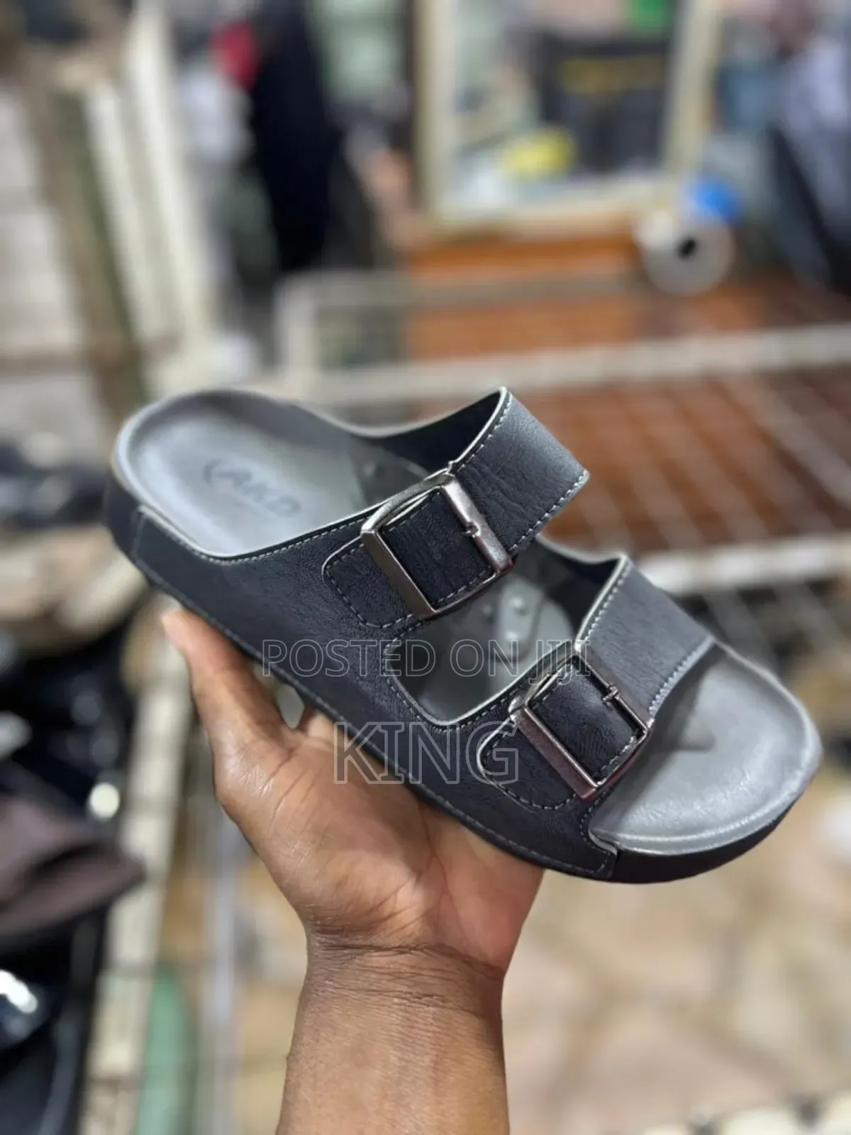 Black Simple Sandals