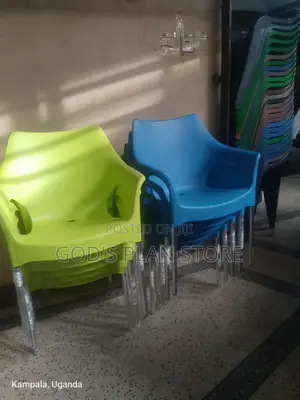 Hotel Steel Leg Plastic Chairs