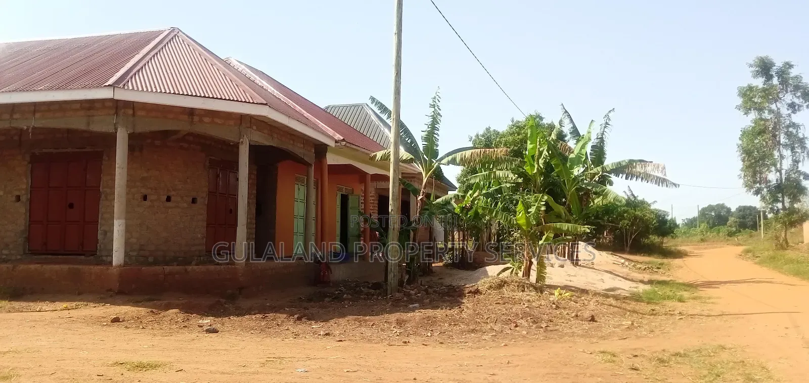 3bdrm Townhouse/Terrace in Mytech & Beauty, Butuntumula for sale