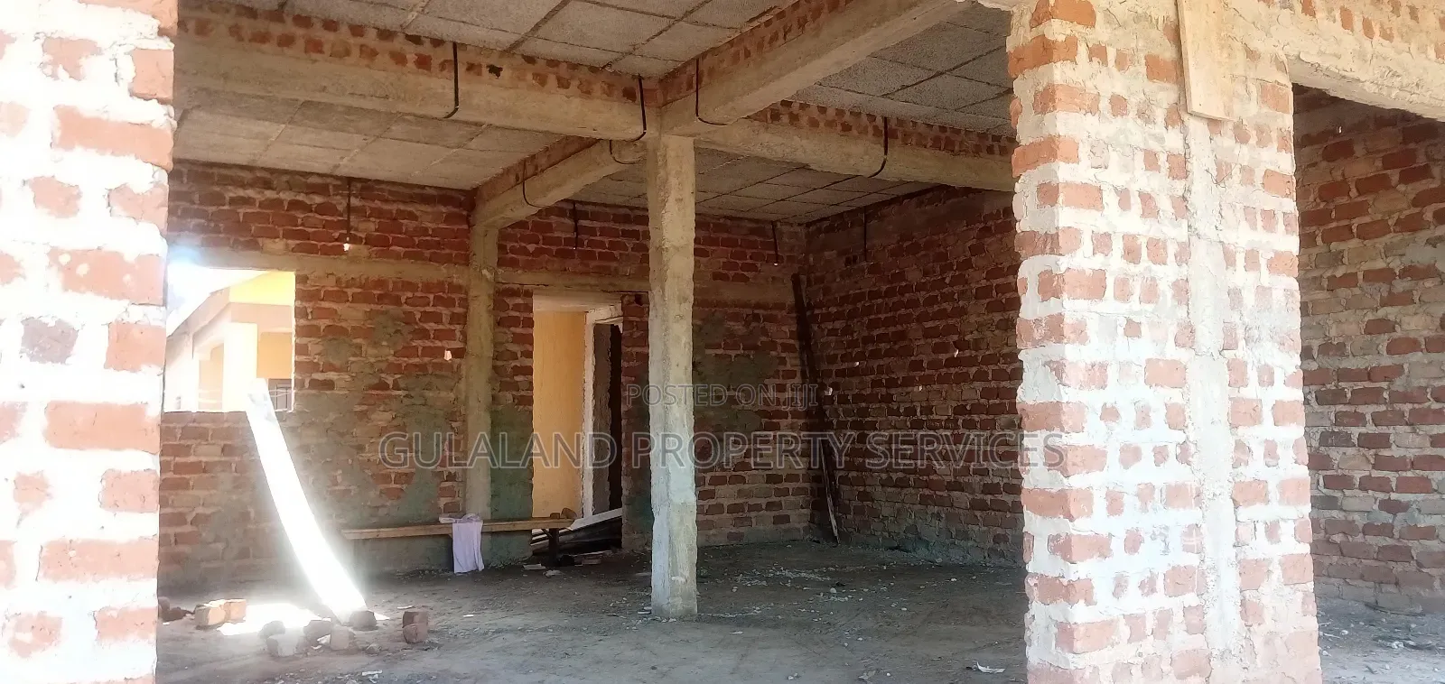 3bdrm Townhouse/Terrace in Mytech & Beauty, Butuntumula for sale