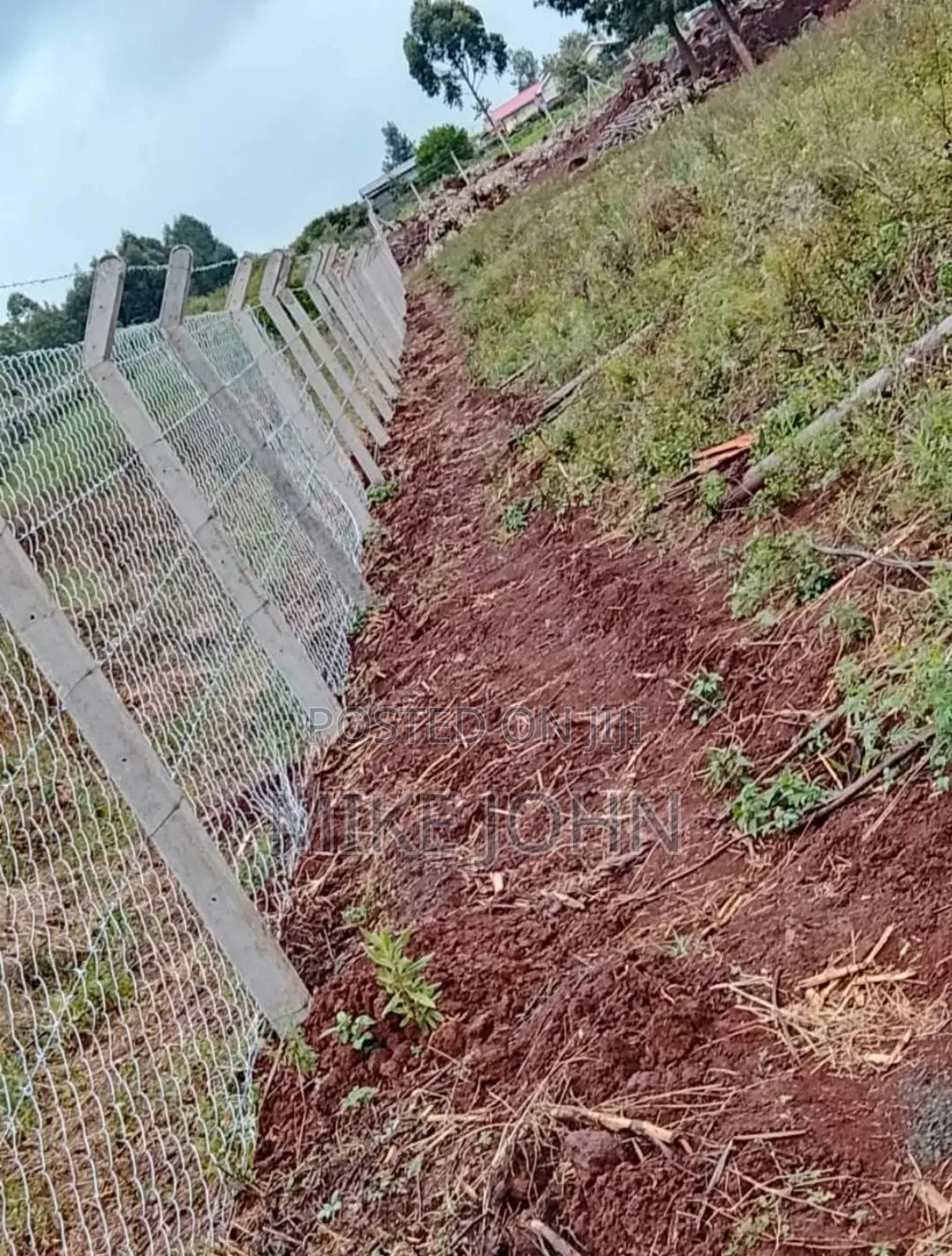 Fencing / Concrete Poles and All Fencing Services