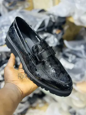 Classic Men’S Givechy Shinny Shoes