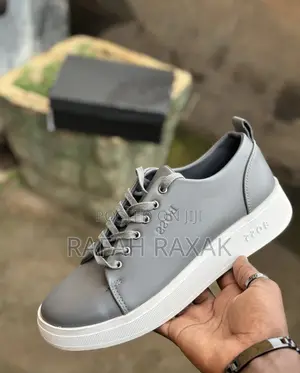 Classic Men’S Luxury Boss Casual Fashion Designer Sneakers