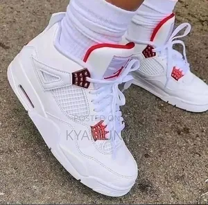 Nike Air Jordan 4 Retro