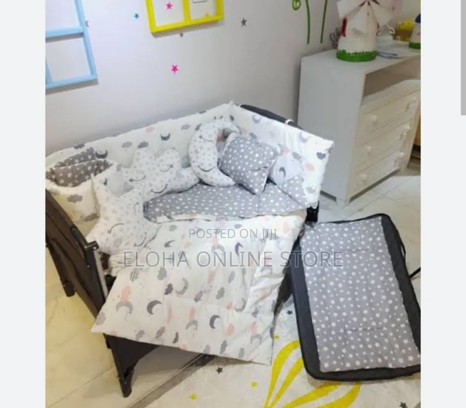 Unique Baby Cot Bumper Set