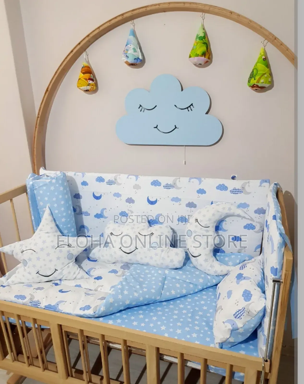 Unique Baby Cot Bumper Set