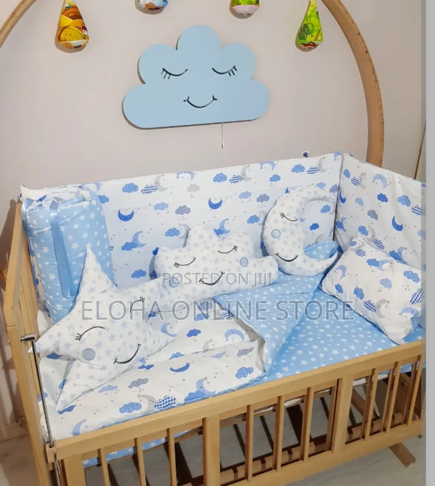 Unique Baby Cot Bumper Set
