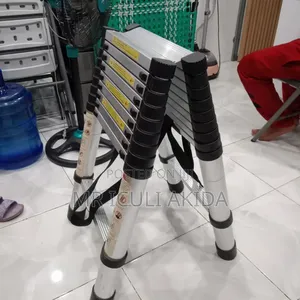 Photo - 5.6mtrs(2.8x2.8mtr) "A" Shape Aluminium Telescopic Ladder