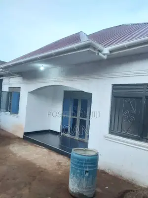 100/100ft Plot With a House Title in Kajansi at 120m