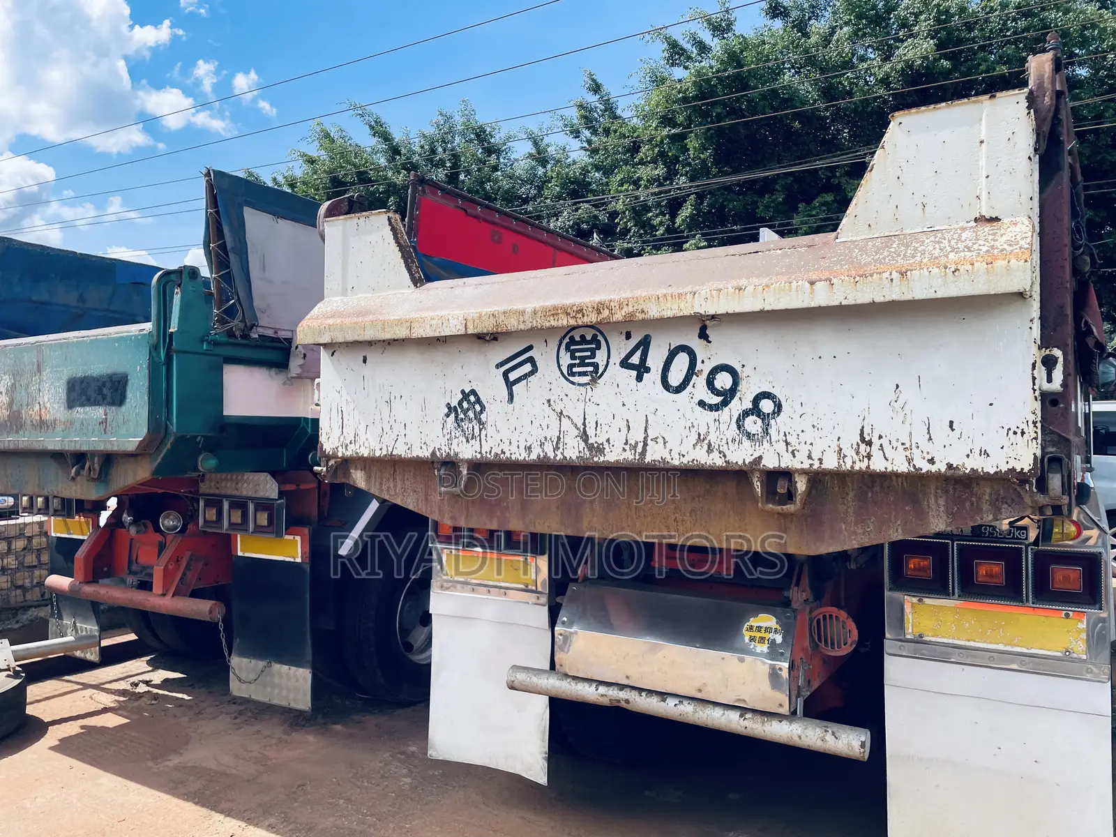 Fuso Dumper 10 Tyre