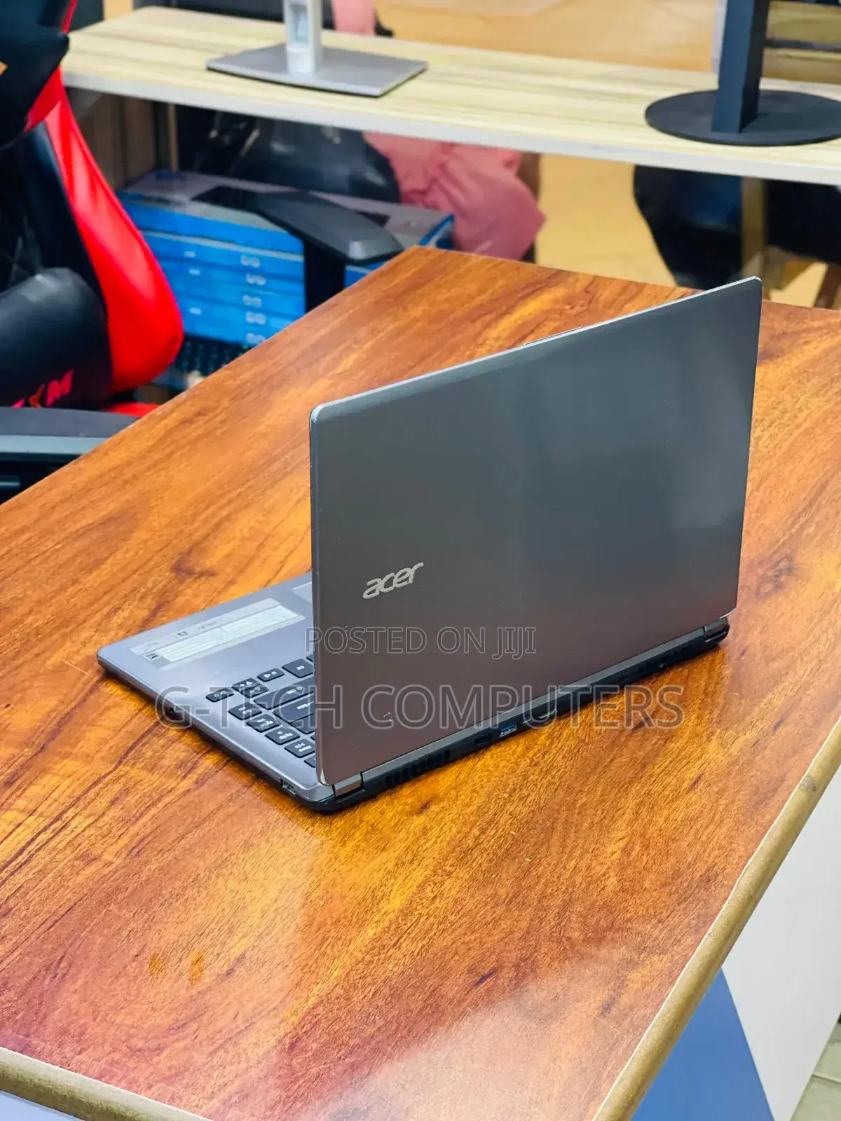 New Laptop Acer Aspire V5-473g 8GB Intel Core I5 SSD 500GB