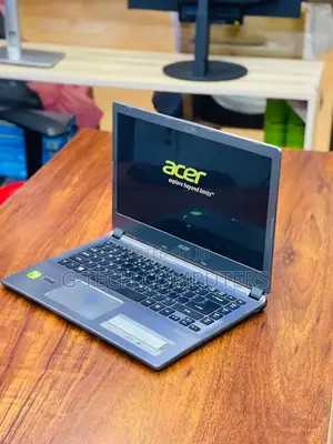 New Laptop Acer Aspire V5-473g 8GB Intel Core I5 SSD 500GB