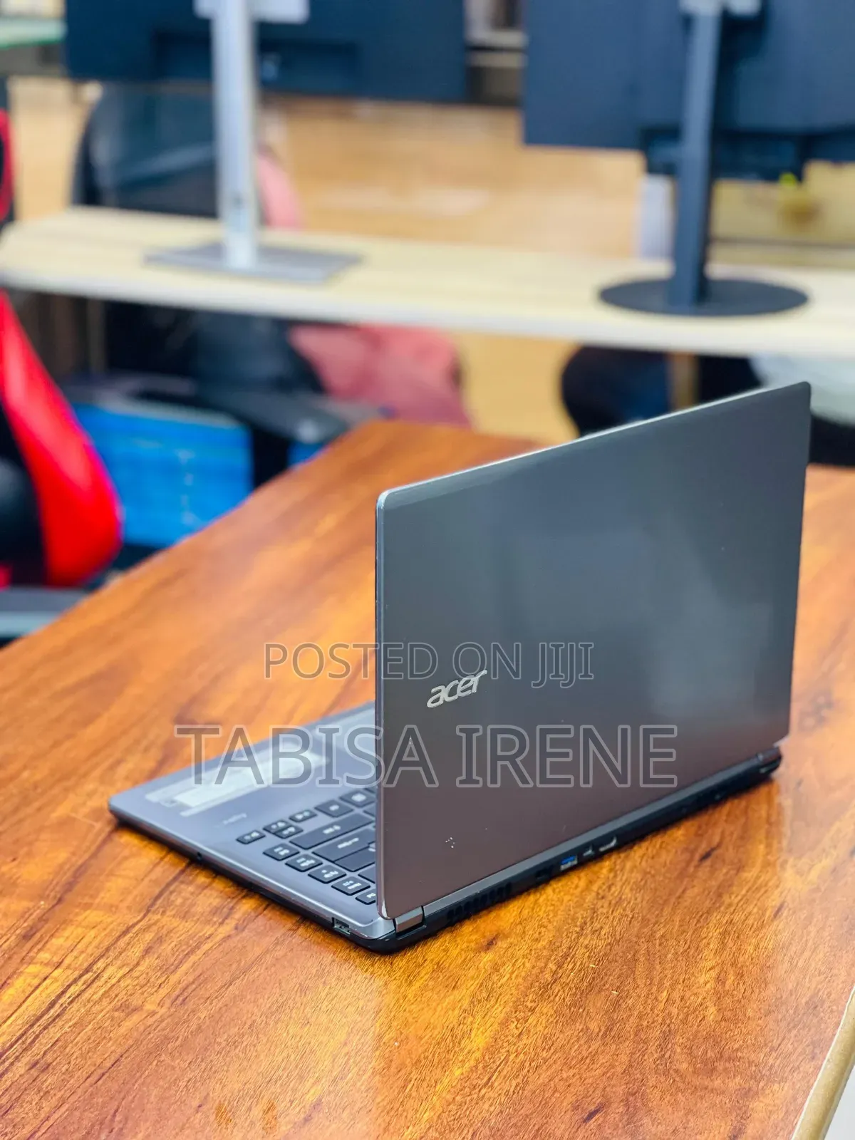 New Laptop Acer Aspire V5-473g 8GB Intel Core I5 SSD 256GB