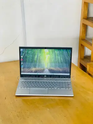New Laptop HP Pavilion 15 8GB Intel Core I5 SSD 512GB