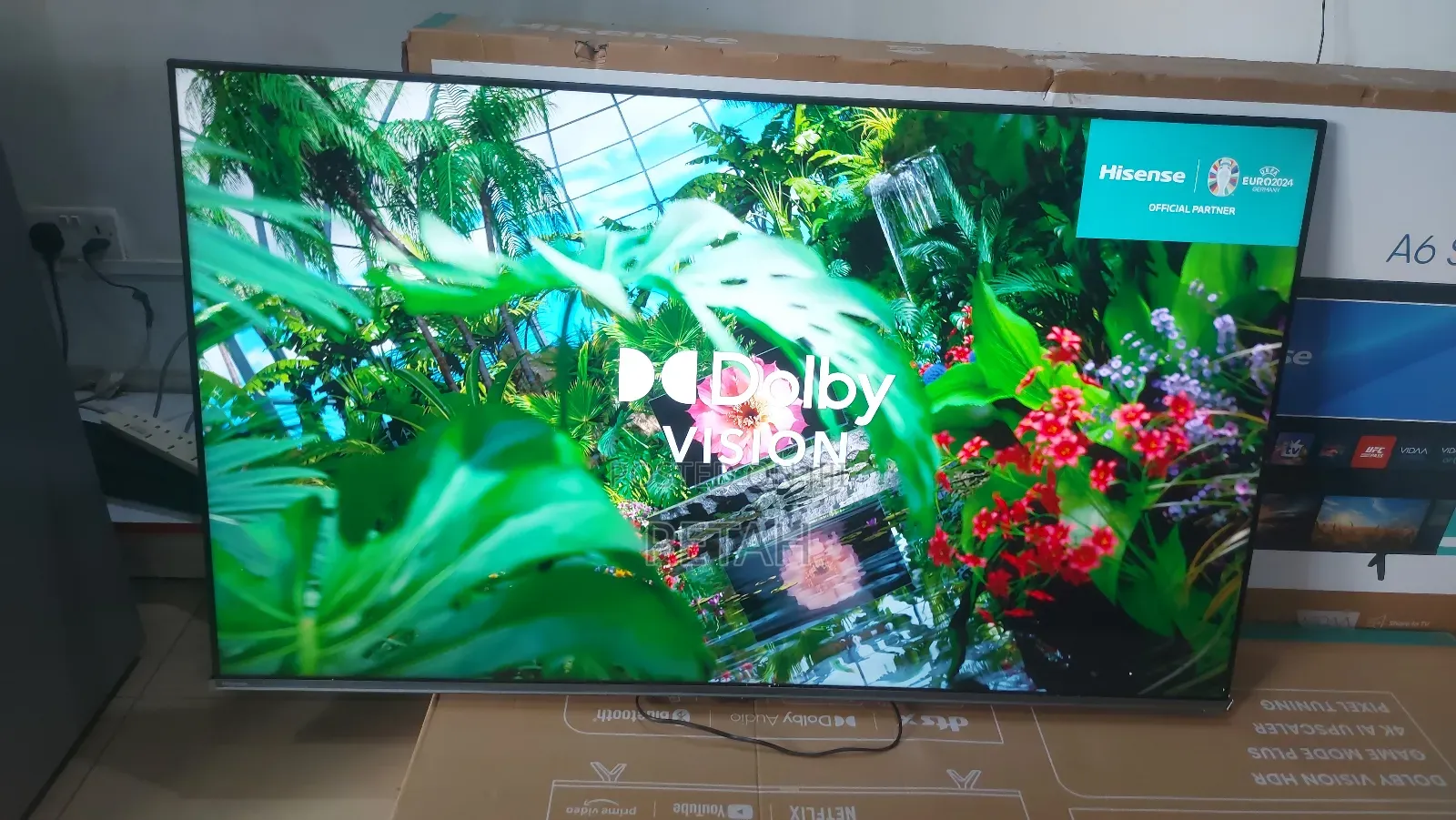 Hisense 55 Frameless Qled