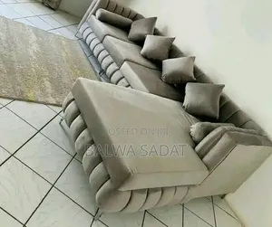 Photo - 6 Seater Sofa Set