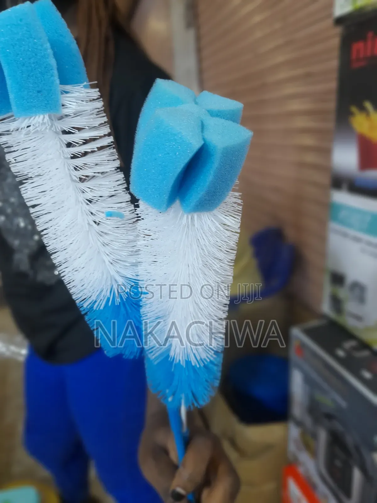 Glass and Bottle Cleaners
