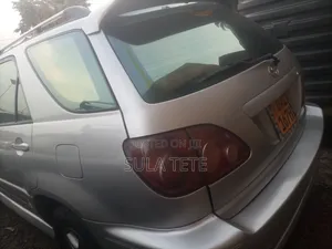 Toyota Harrier 3.0 V6 1998 Silver