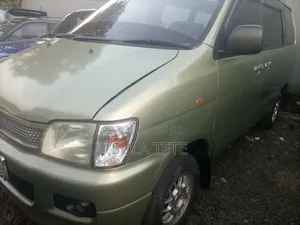 Toyota Noah 2.0 AWD (8 Seater) 2001 Green