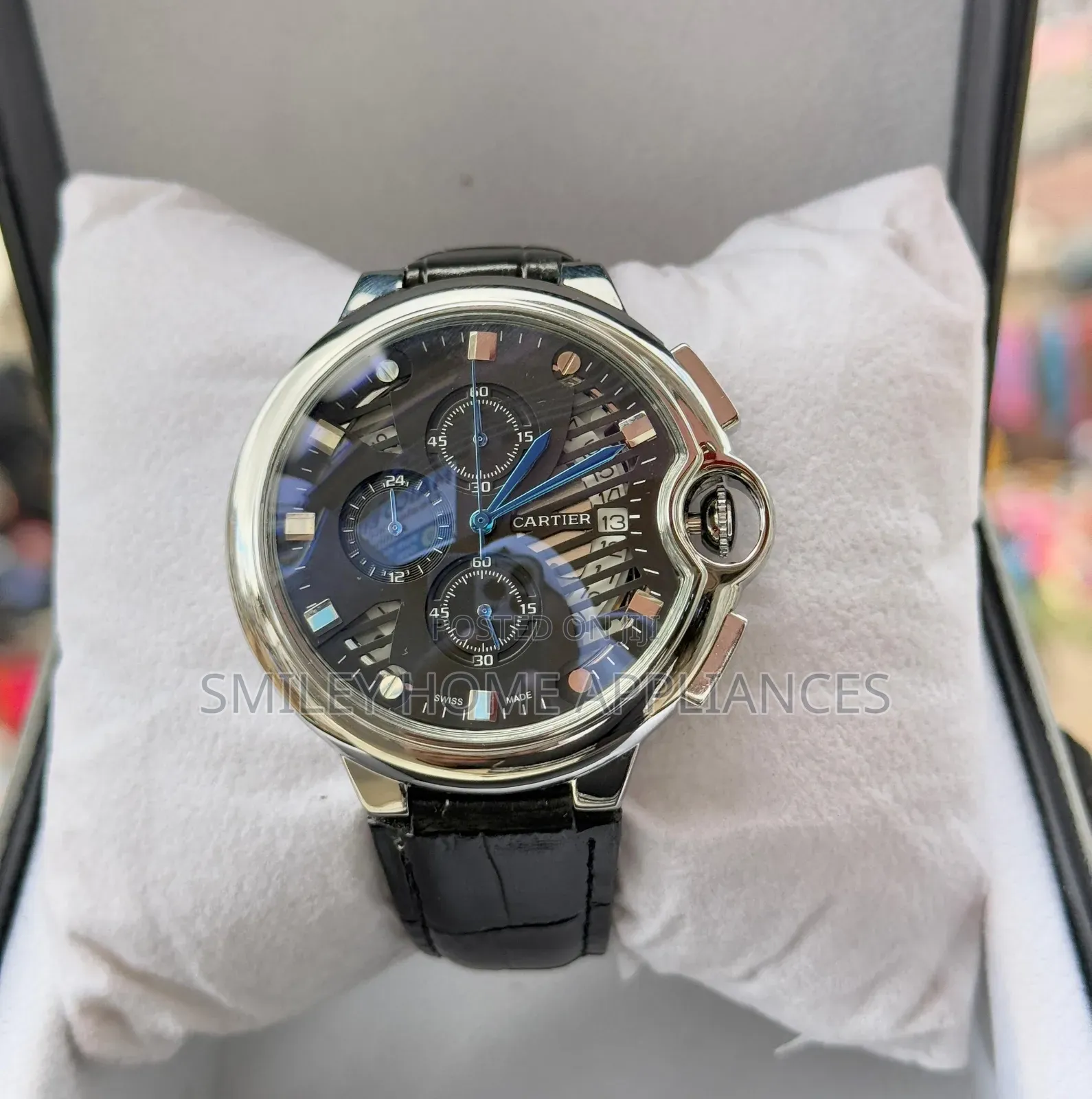 Swiss Made Cartier Men's Wrist Analog Watch Leather Strapped