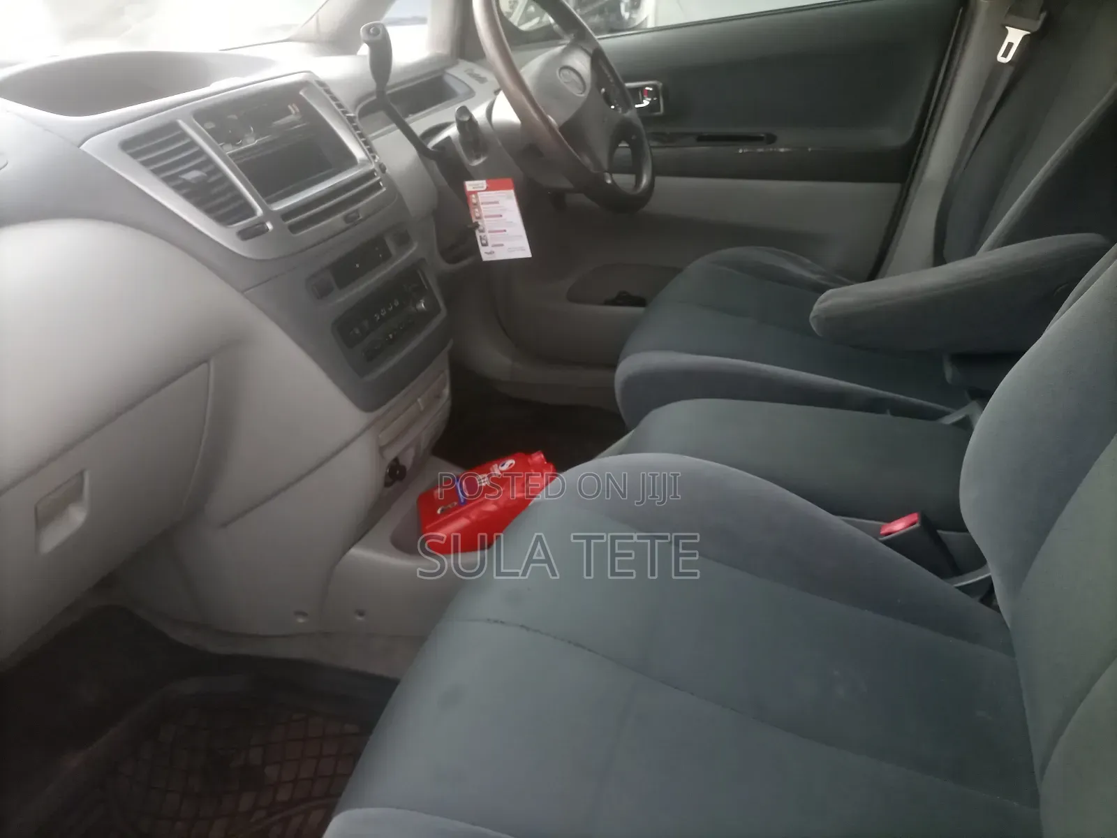 Toyota Nadia 2.0 135hp AWD 1999 Silver