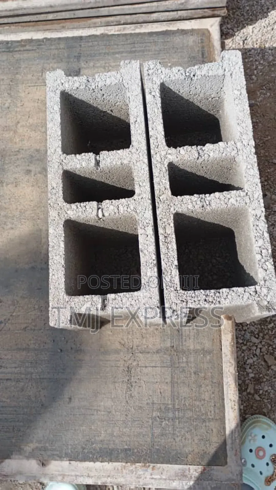 Hollow 6 Concrete Bricks