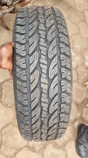 265/70r17 a/T Firemax