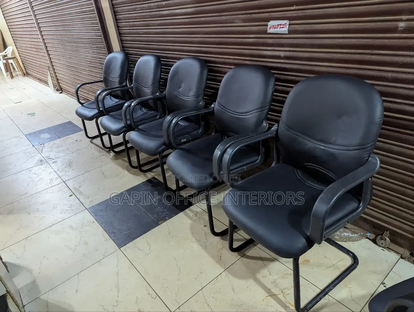 Refurbished Non Adjustable Visitors Chairs