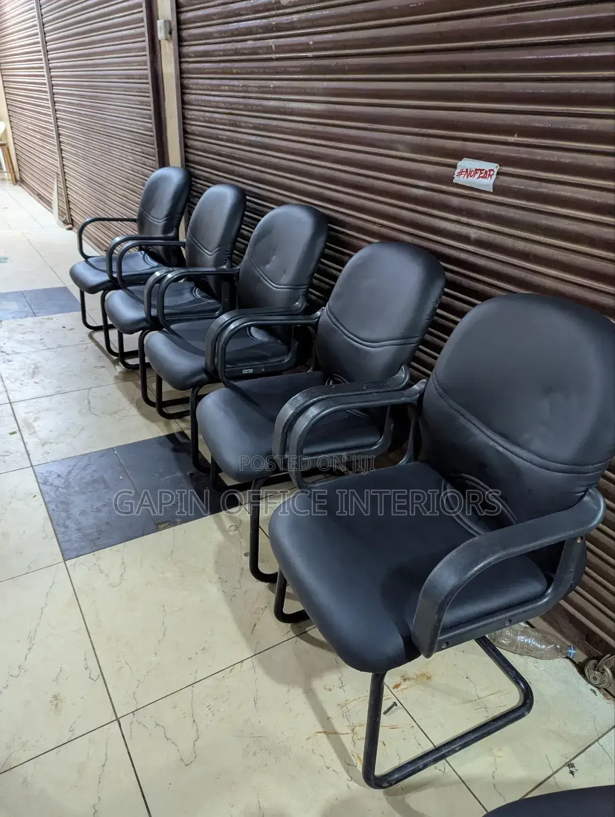 Refurbished Non Adjustable Visitors Chairs