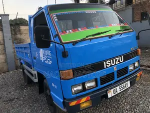 Elf Truck Isuzu