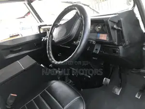 Land Rover Defender 1996 White